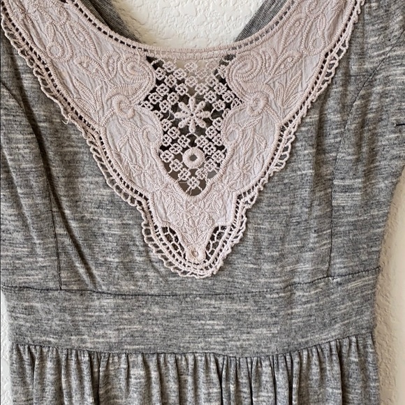 PINS AND NEEDLES dress - Picture 2 of 4